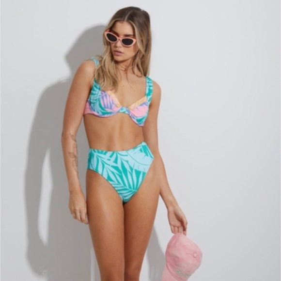 ☀️BILLABONG☀️ MYSTIC BEACH CHLOE MYSTIC BEACH HI MAUI BIKINI SET - Picture 12 of 15